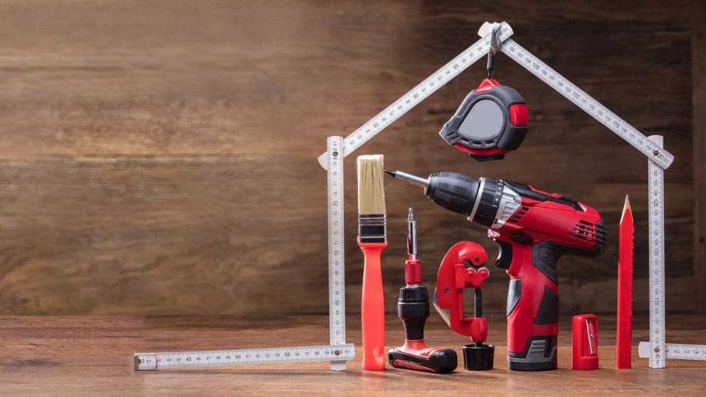 Experienced Handyman: Professional Home Repair